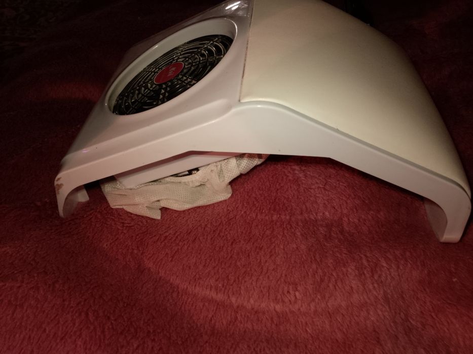 Вытяжка для маникюра