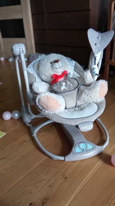 Bujaczek leżak huśtawka Bright Starts Ingenuity