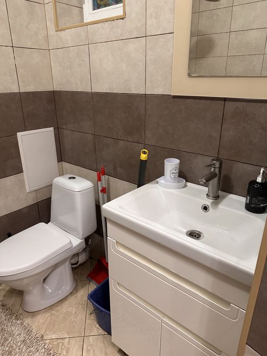 Посуточно апартаменты с парковкой  м.Дорогожичи,м.Лукьяновка