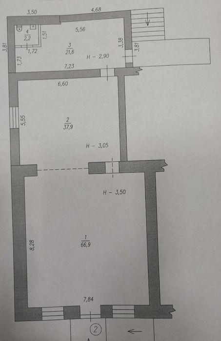 Продаж приміщення у центрі Олександрівського р-ну. З орендарями