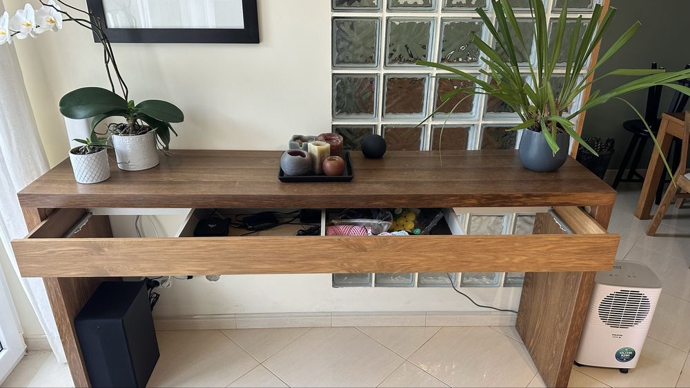 Aparador de sala castanho