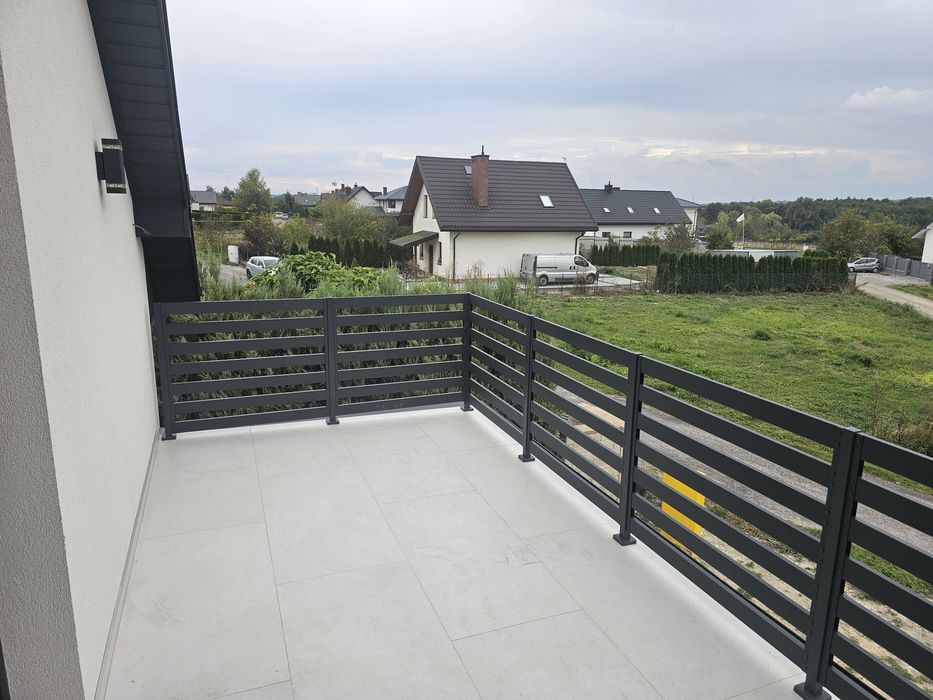 Balkon francuski balustrada panelowa