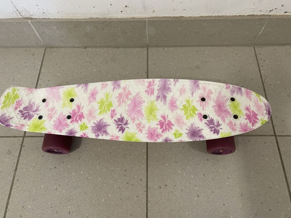 Deskorolka dla dziewczynki