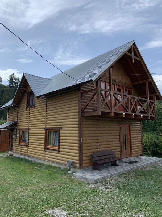 Село Микуличин .Затишний будинок.На довгострокову оренду вартість проживання  договірна