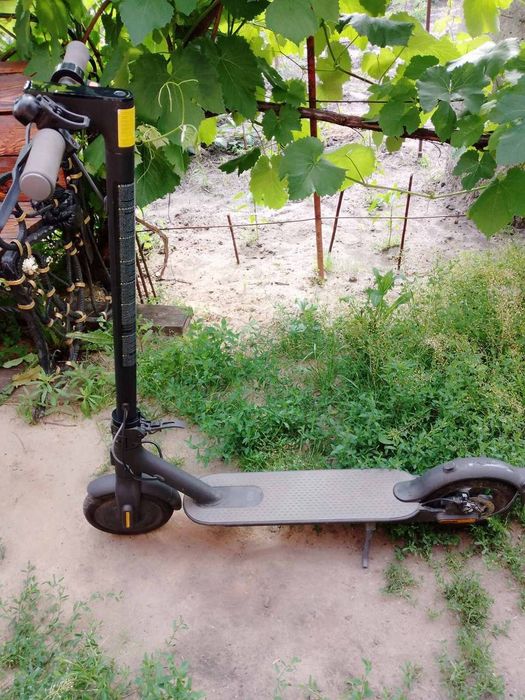 Продам самокат Xiaomi