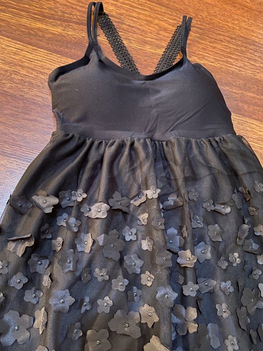 Платье чёрное с 3Д узором