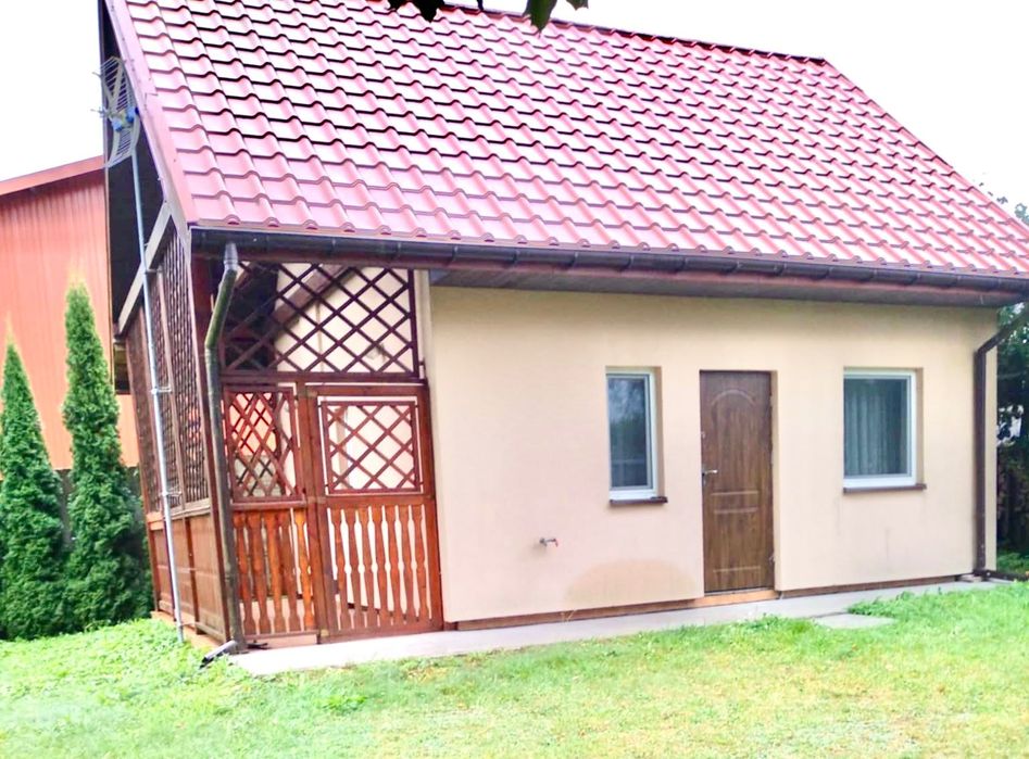 Działka z domem, do jeziora 150 m