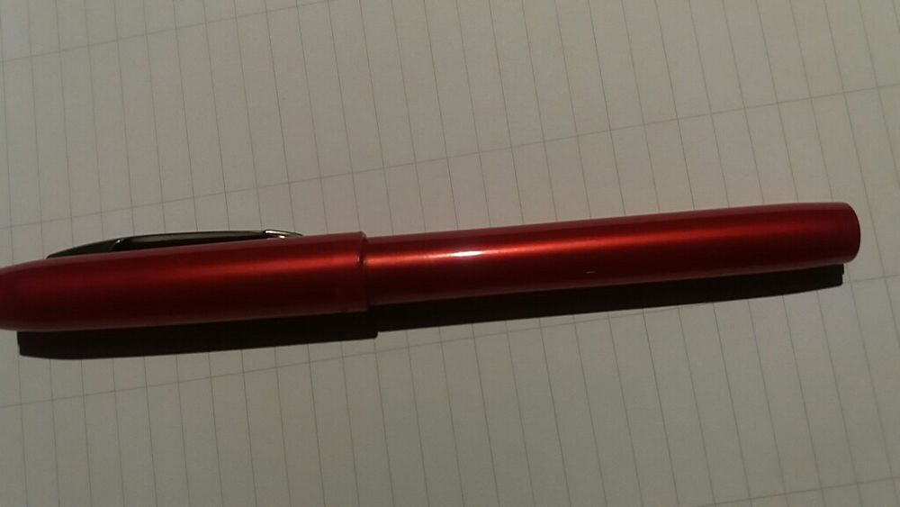 Caneta Parker reflex vermelha