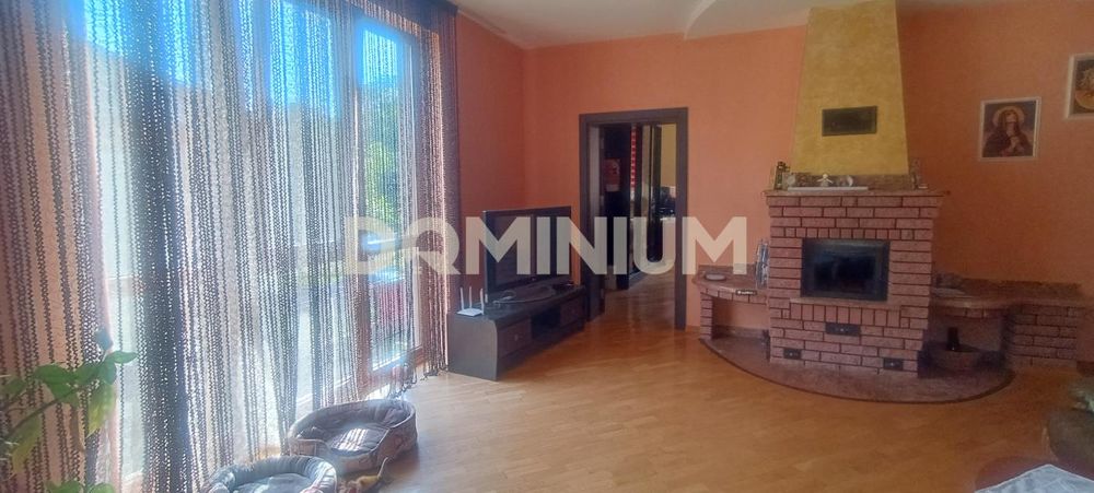 Продаж 3-х поверхового будинку в Рокосові