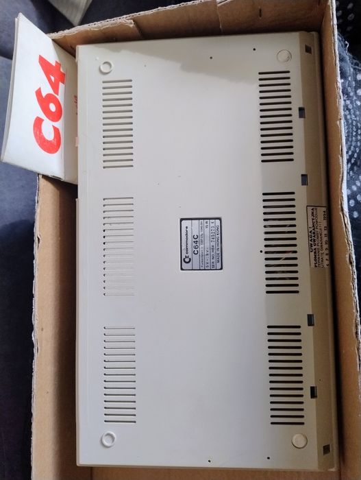 Komputer Comodore c64
