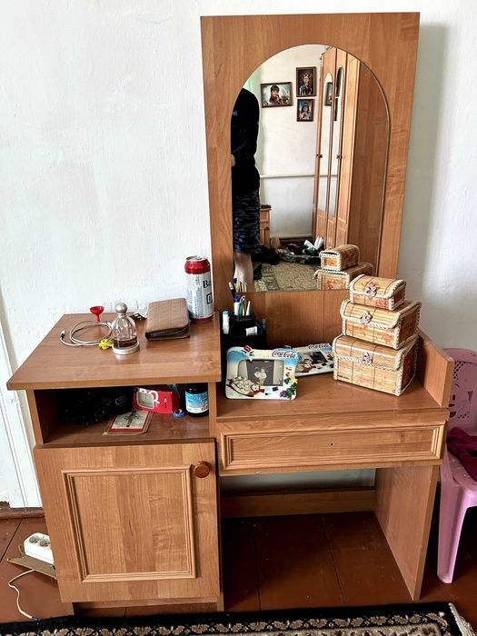 Комплект меблів для спальні. Ціна окремо кожного в описі