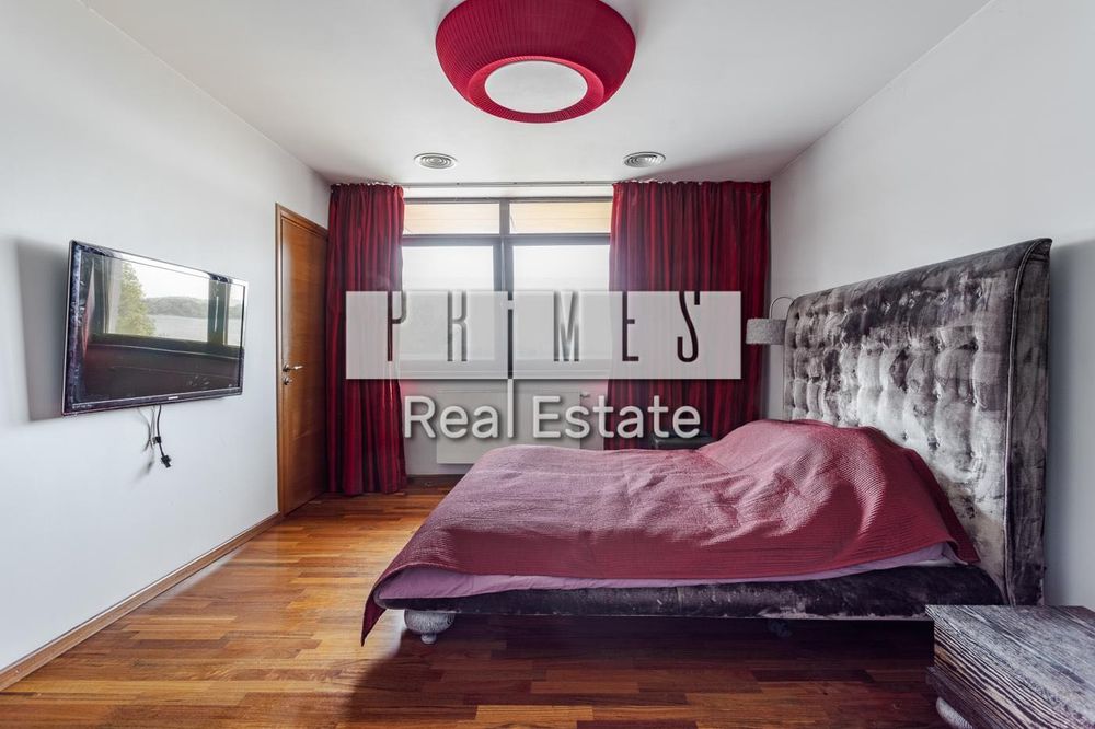 Продаж будинку на 1 лінії Дніпра, Осокорки, Садова, 530м2, 9 соток, ремонт!