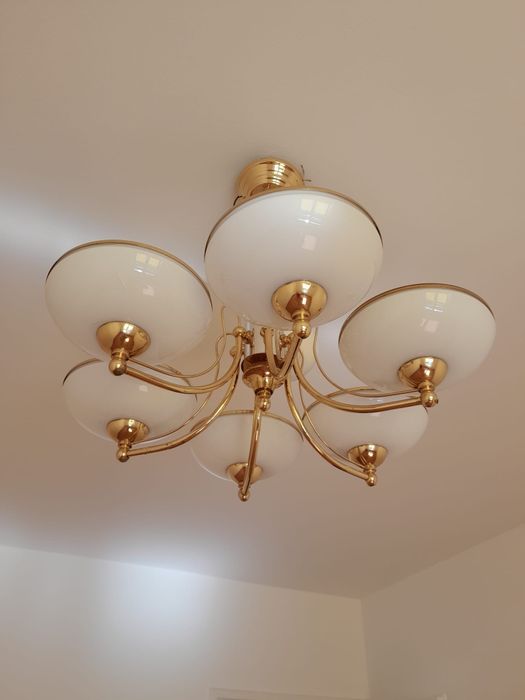 Sprzedsm lampe do salonu