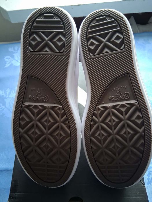 Buty damskie convers  r39