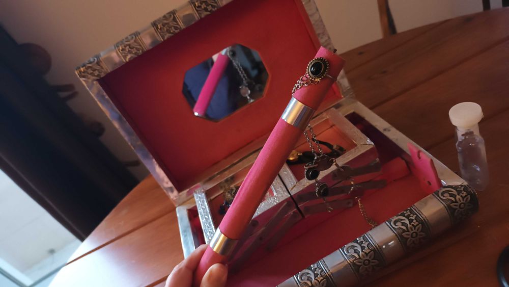 Organizador de jóias / bijuterias / peça de decoração