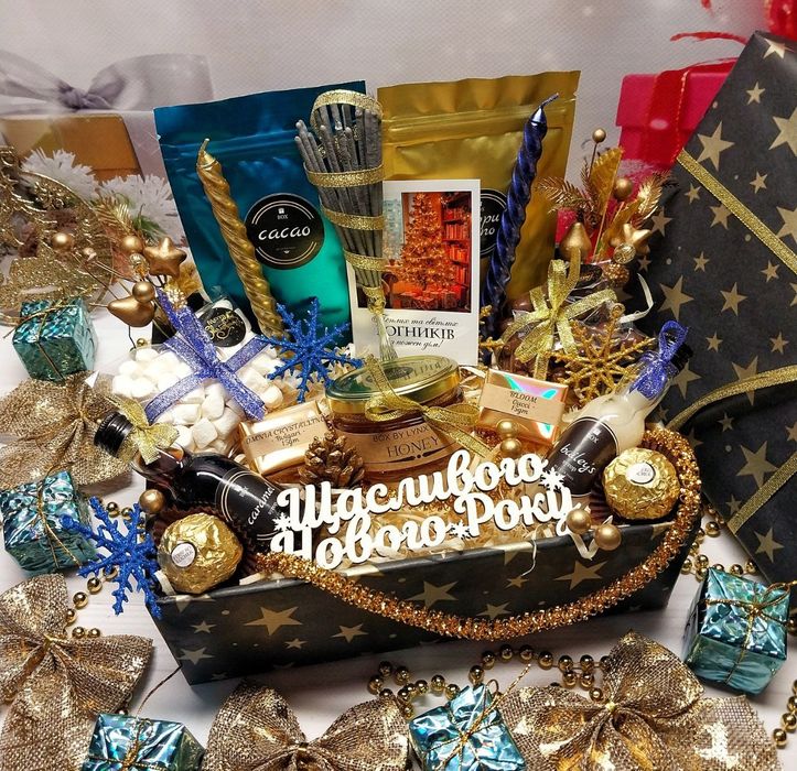 Розкішний подарунок дівчині на Новий рік. Подарунок коханій, дружині.