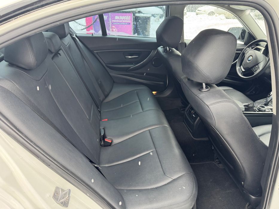 Продам BMW 320i f30