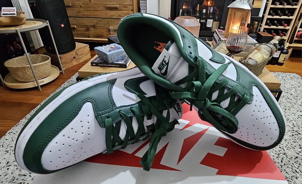Ténis novos a estrear na caixa Nike Dunk Low Retro, 42,5 europeu