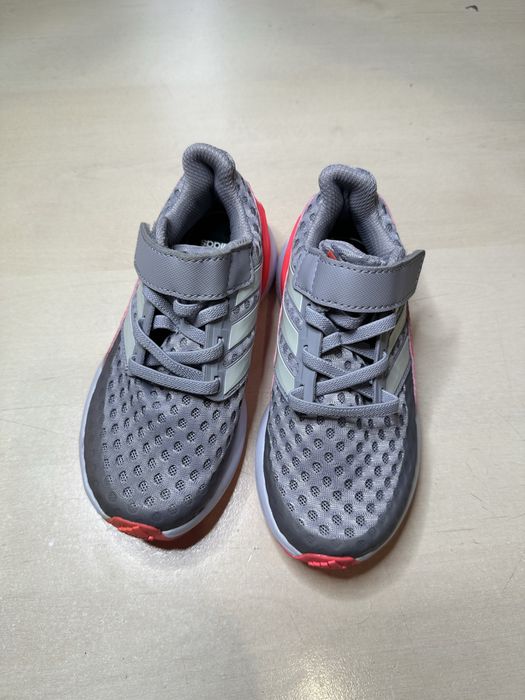 Кросівки Adidas нові