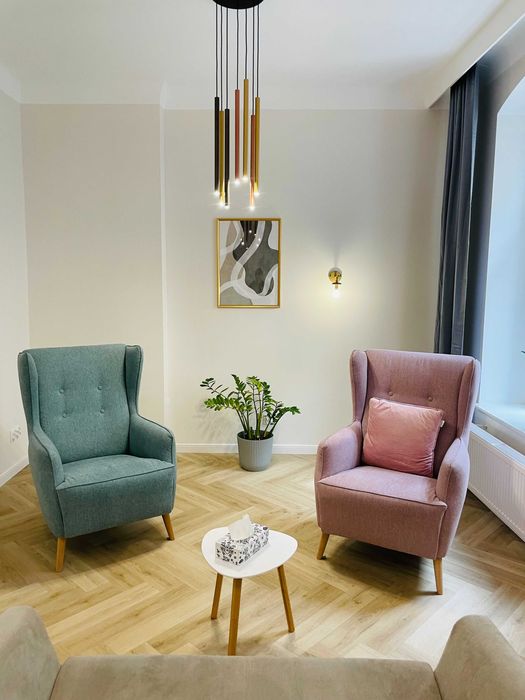 Gabinet psychologiczny / mała sala szkoleniowa