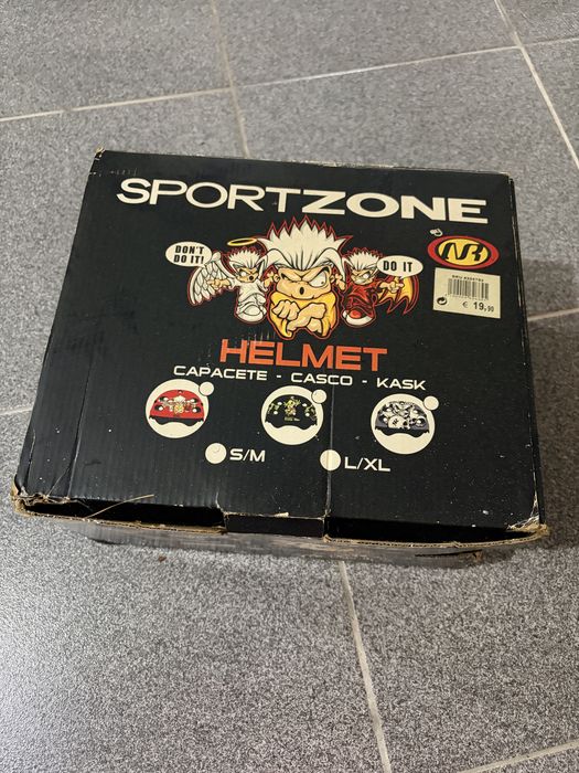 Skate capacete e proteções
