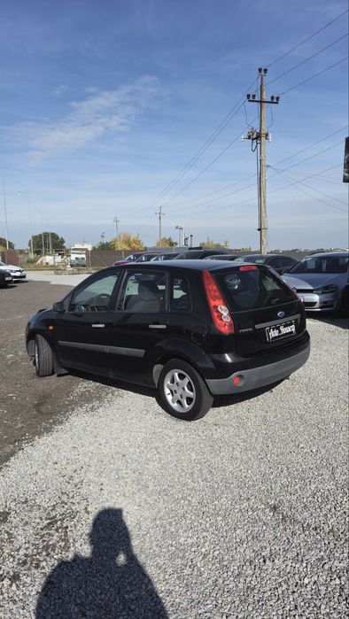 продам Ford Fiesta 2008