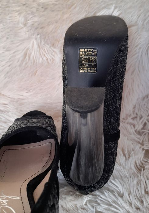 Sapatos Miss Sixty,  com plataforma. Tamanho 37