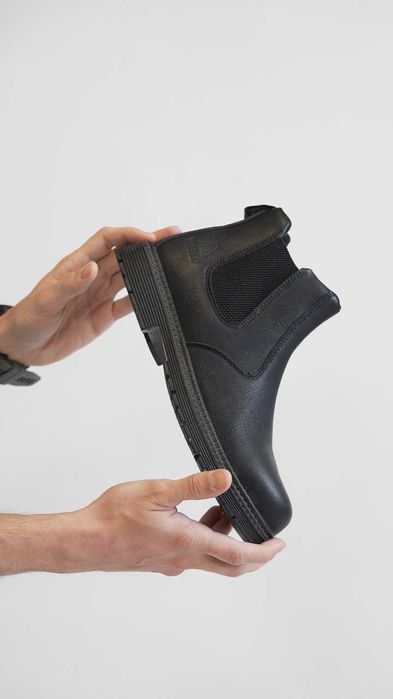 Захисне взуття Kodiak Flint з метал носком шкіра