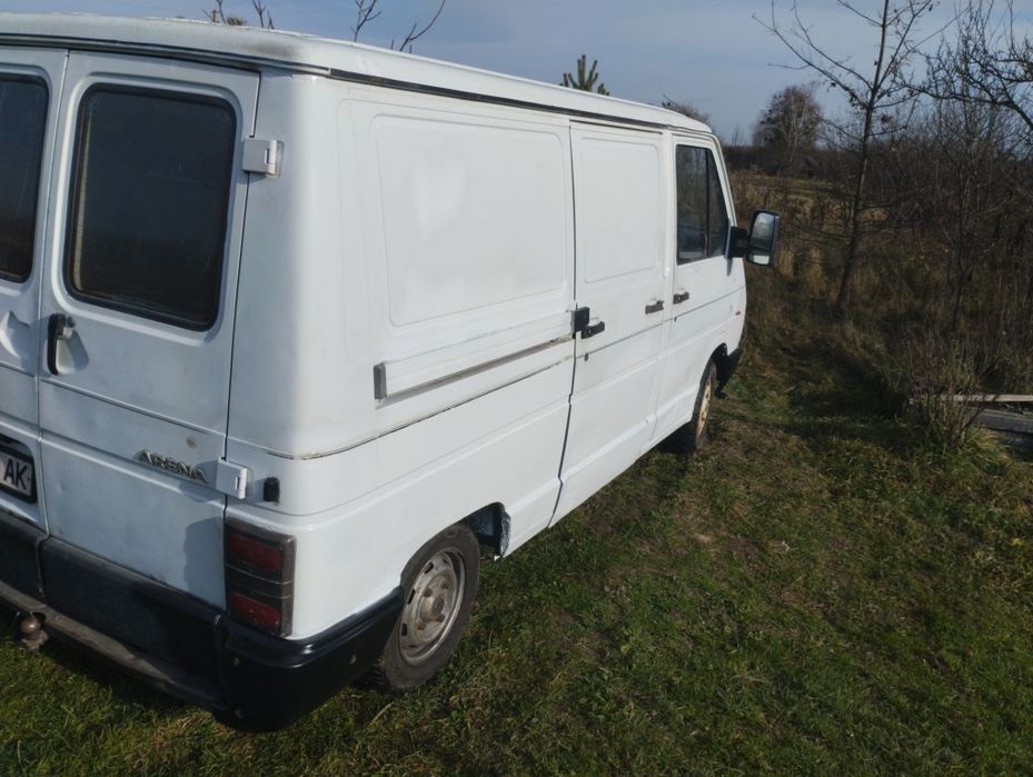 Опель Арена 1998 рв. 2.5 івеко