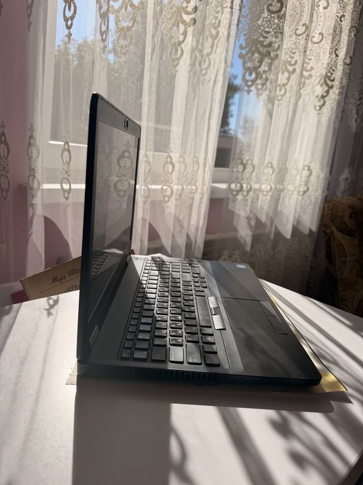 Ноутбук Dell Latitude