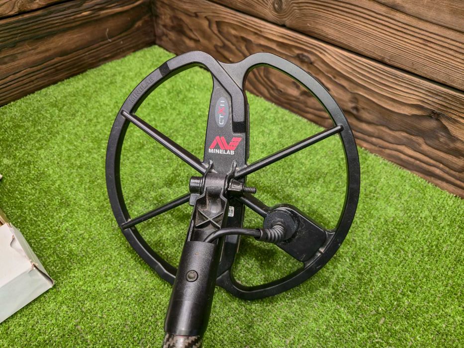 Металошукач Minelab CTX 3030