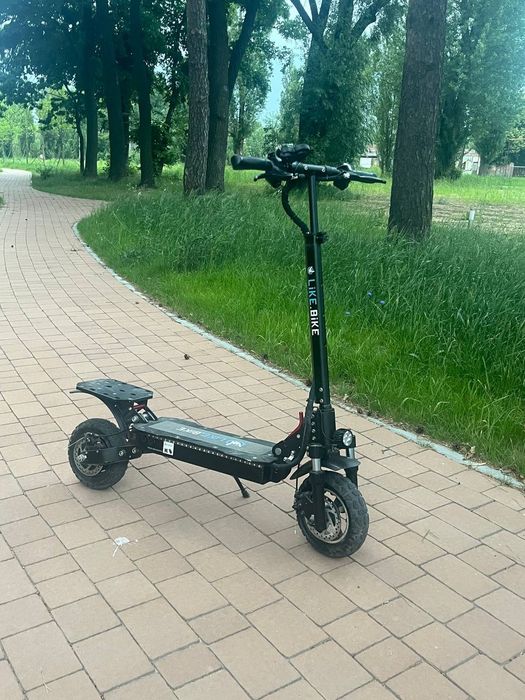 Продам электросамокат Like bike solo