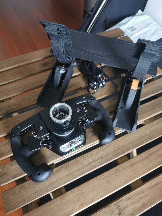 Conjunto Fanatec CSL Elite F1 (PC+PlayStation)