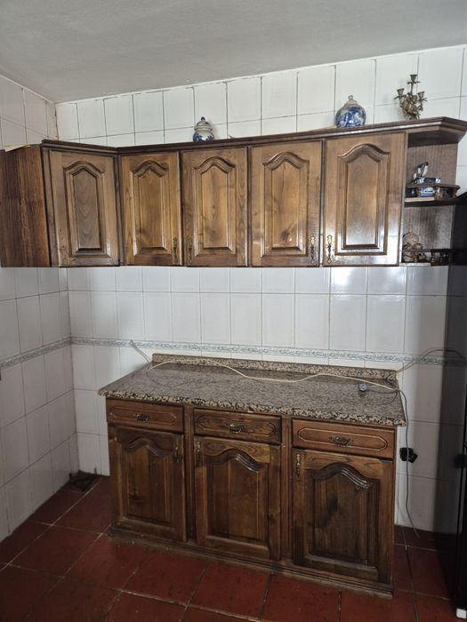 Móveis  de cozinha e cheminée bom estado