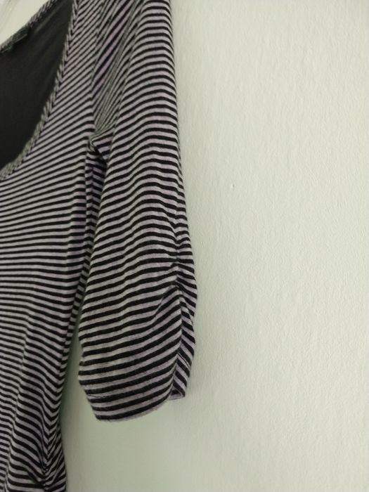 Sukienka dzianinowa Guess drapowana r.XS