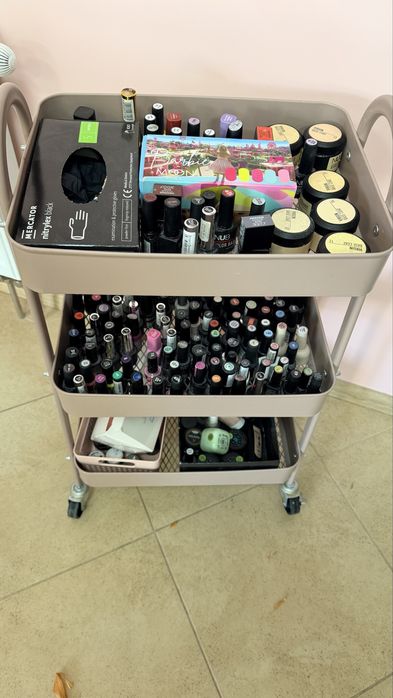 Гель-лаки біля 400 шт