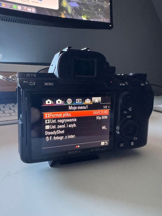 Sony A7 III - Niski przebieg (13k), 2 baterie + GRATIS!