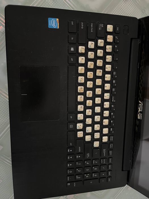 Ноутбук ASUS x553m