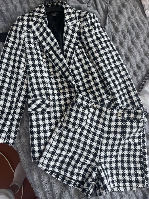 Костюм для дівчини