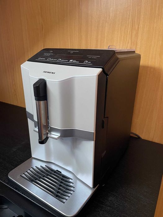 Máquina café Siemens EQ300