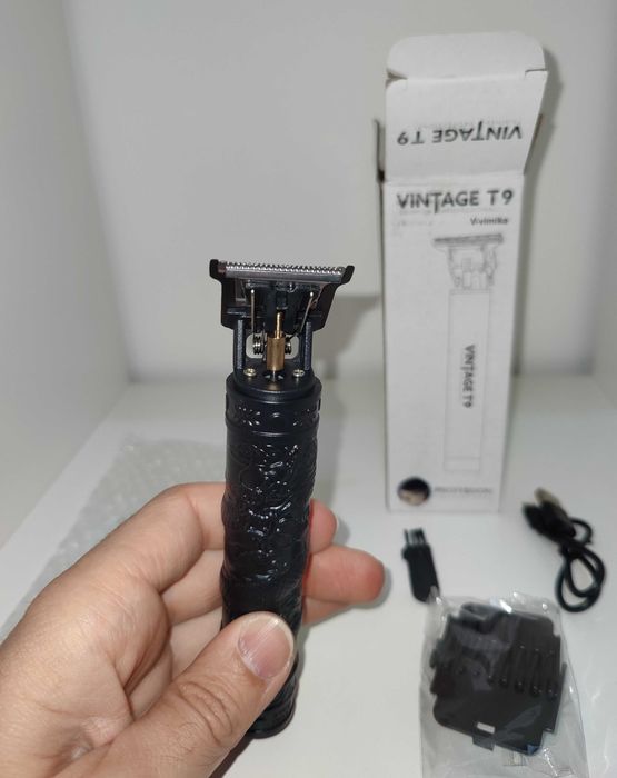 Aparador de Cabelo e barba NOVA