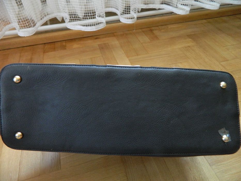 Torebka damska M&S – skóra ekologiczna - nowa.