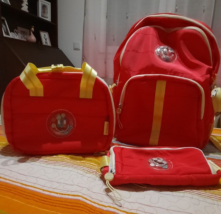 Conjunto Mochila + Estojo + Lancheira Mayfair