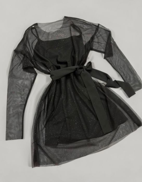 Святкова сукня чорного кольору