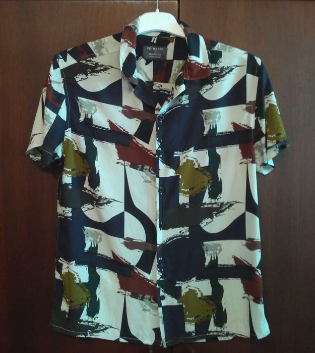 Летняя рубашка с коротким рукавом размер S