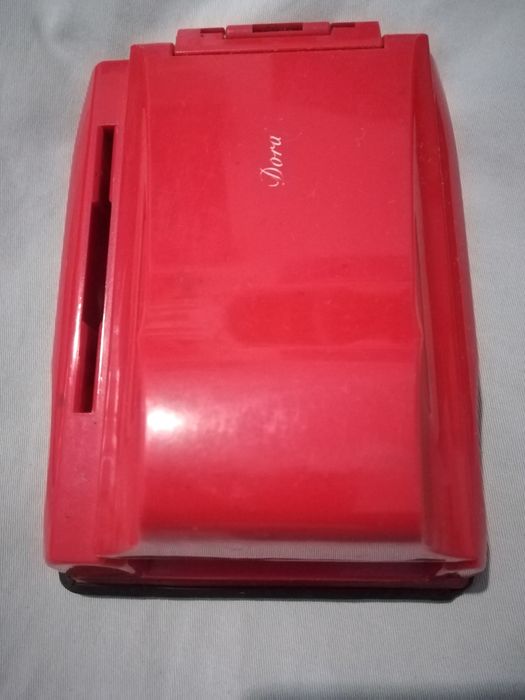 Máquina de fazer cigarros manual