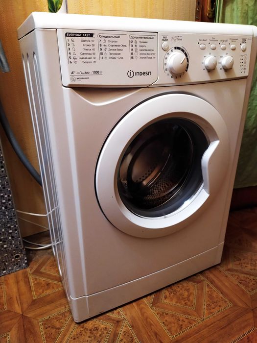 Сдам комнату для девушки без комисии