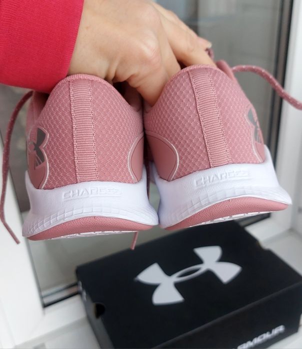 Кросівки жіночі 38р. Under Armour