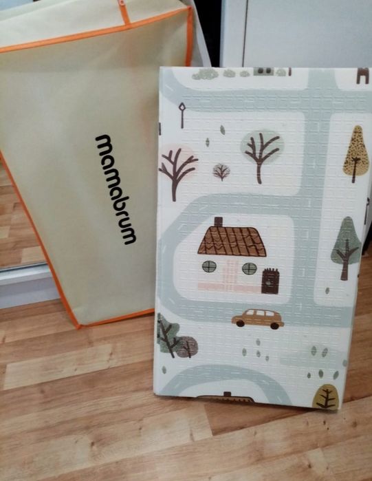 Dwustronna mata piankowa składana 180x120 cm dla dzieci