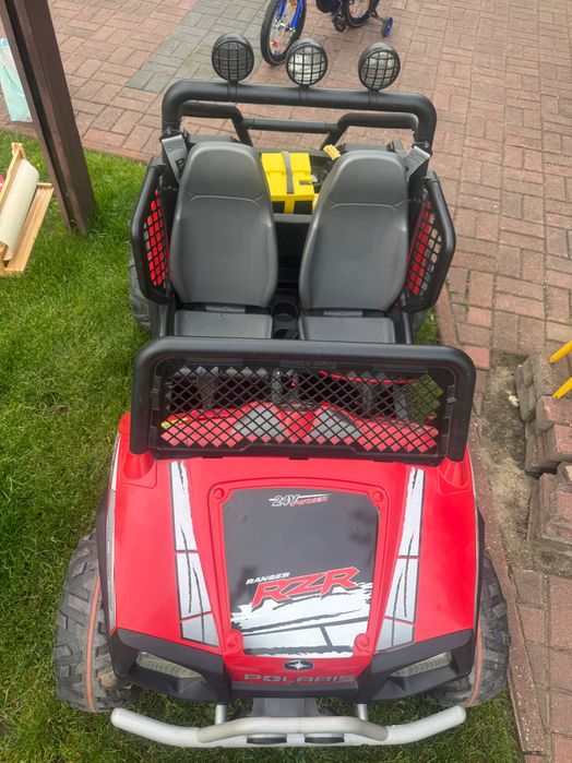 Samochodzik peg perego dla dzieci